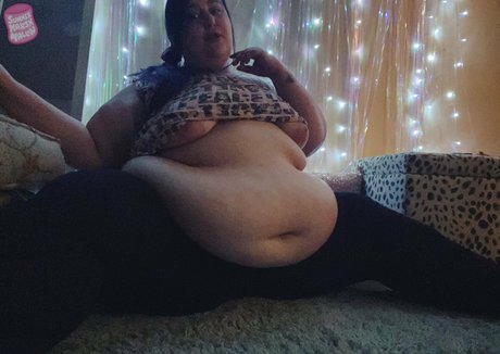 girl onlyfans pretty img