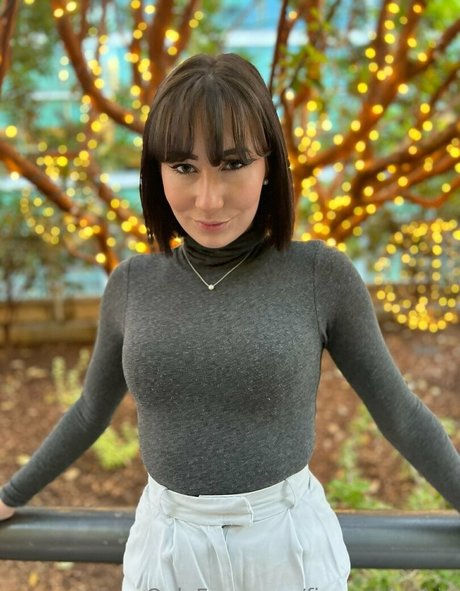 financebarbie pretty pornstar pics