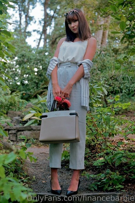 financebarbie xxx pornstar galleries