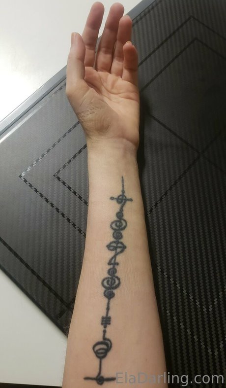 eladarling sexy actress gallery