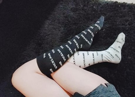 achilles heelz nude actress pic