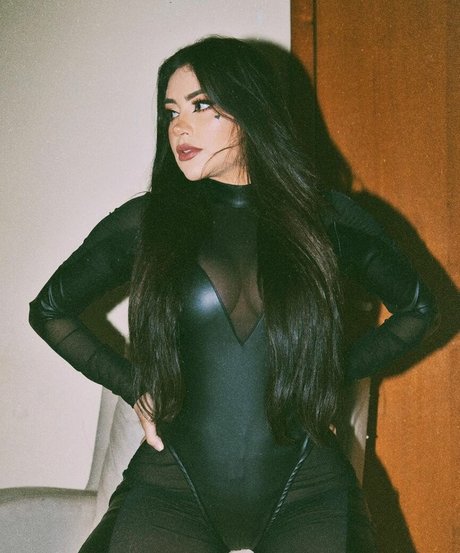 Taina Costa model art photo