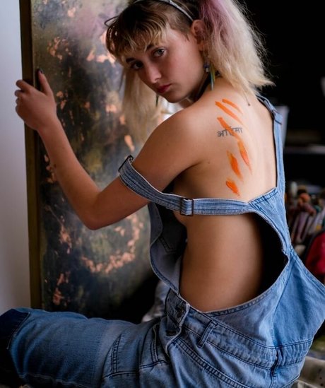 Jaime Bowring model hot picture