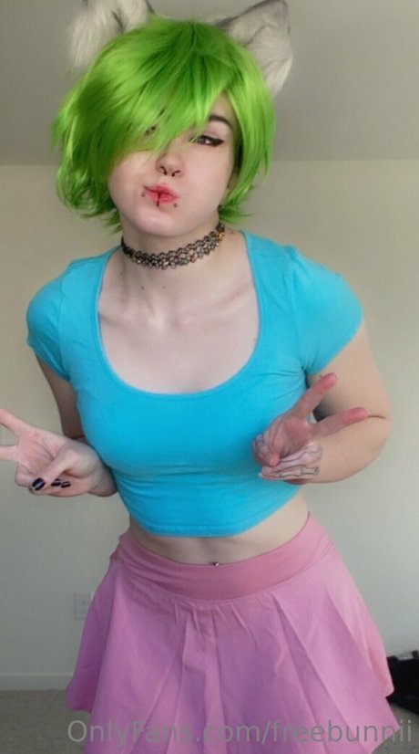 freebunnii high quality model picture