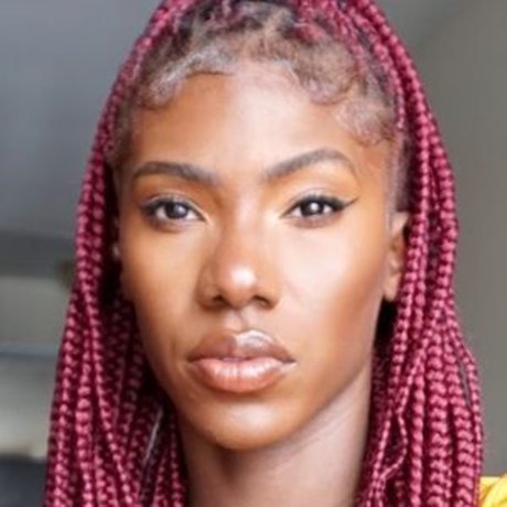 Yuenique sexy star photos