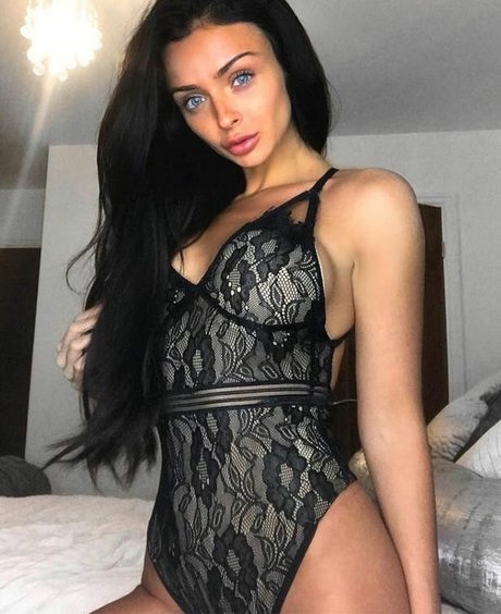 Kady McDermott free actress picture