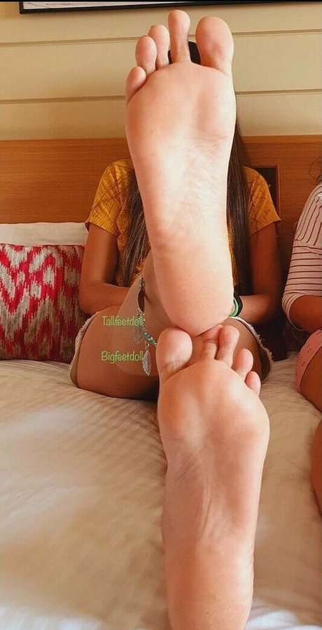 tallfeetdoll15 pornstar hd photo