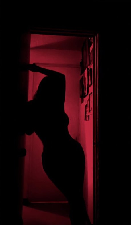 sar eliii pornstar hot picture