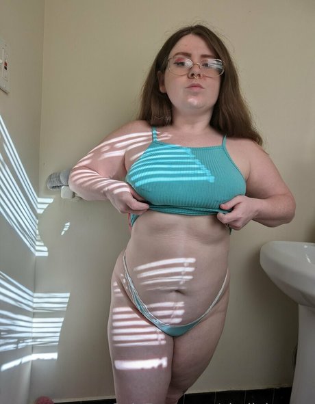 chellelovesu hd actress pictures