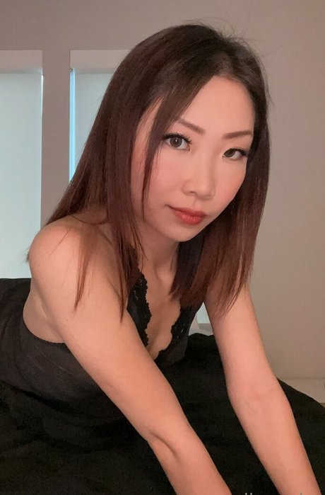 thejinnychu star nude archive