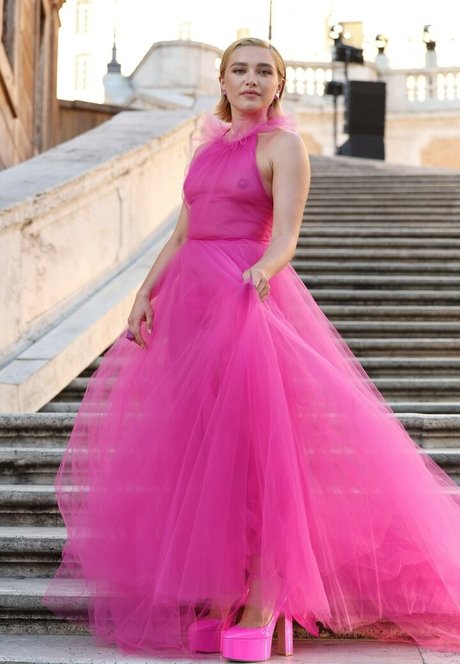 Florence Pugh pretty star pic