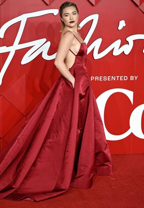 Florence Pugh beautiful pornstar images