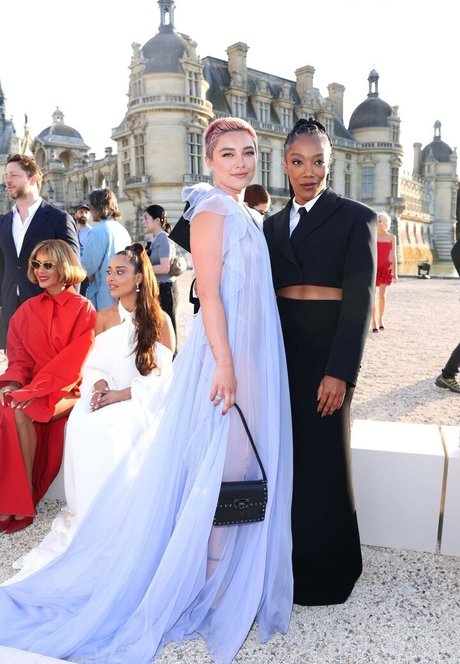 light onlyfans naked image