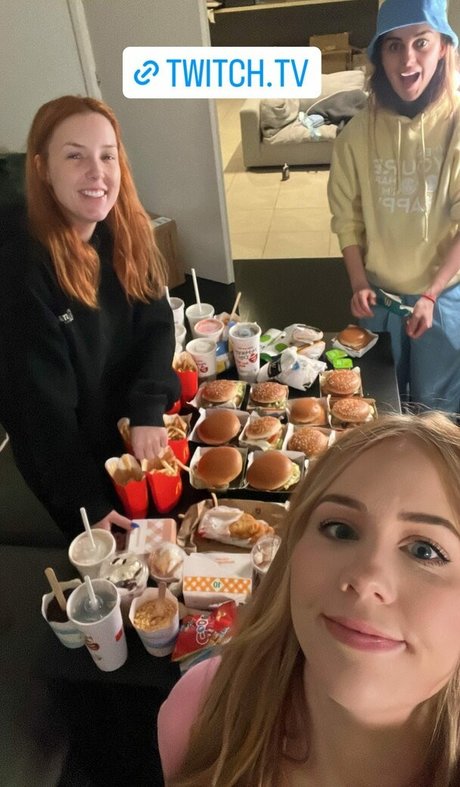 Nalopia pornstar nice img