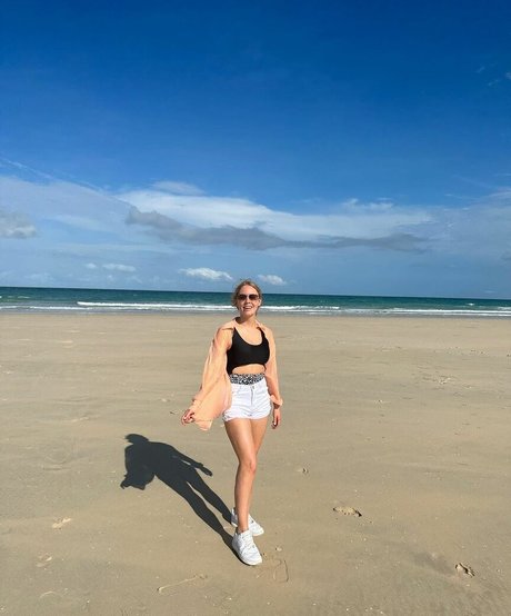 Nalopia pornstar pretty pictures