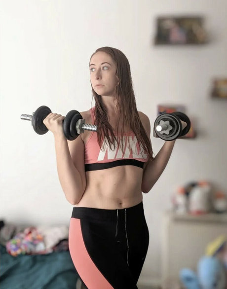 Ellie Hayden Quick model image