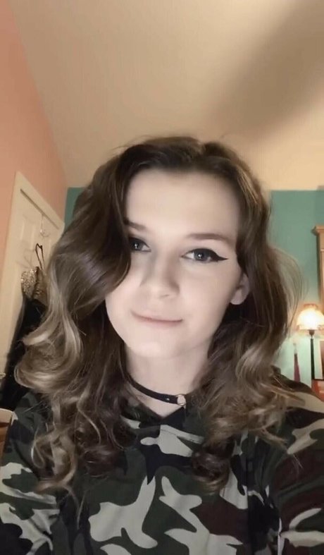 izassassin sexy star image