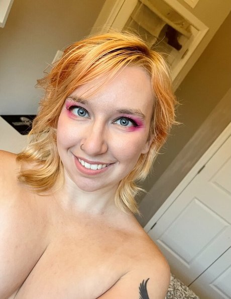 BoltedBird model sex images