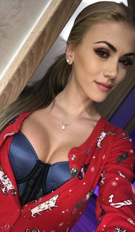 Vivianishere pornstar nice photos