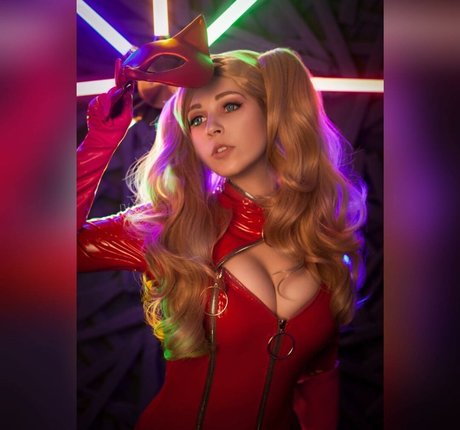 FaidEyren star pornographic images