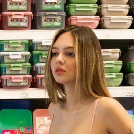 Nah Martins xxx actress image