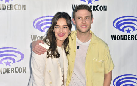 Elizabeth Henstridge actress pic