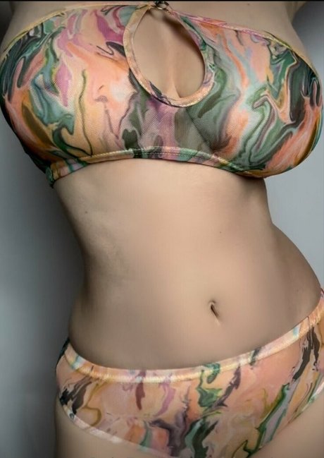 Chiquitita Cosplay model adult gallery