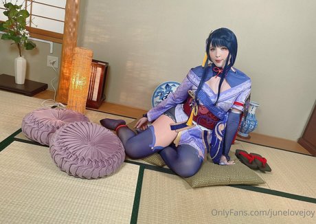 junelovejoy top star pictures