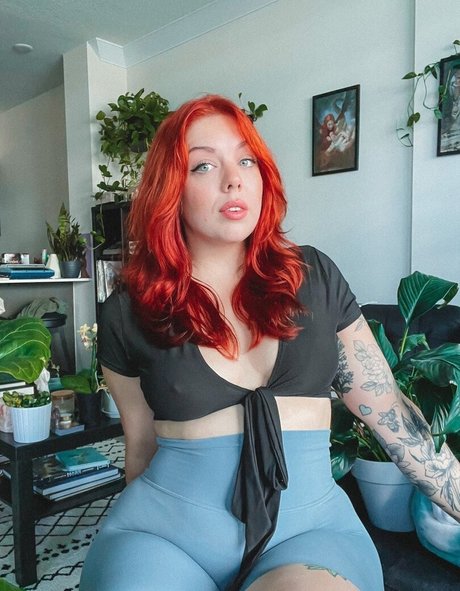 Victoriashaz exclusive model pic