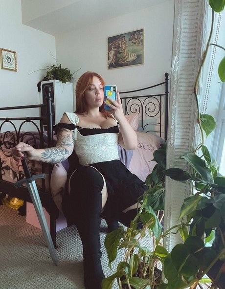 Victoriashaz art actress pic