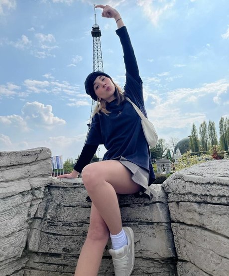 Thaiga high quality model photos