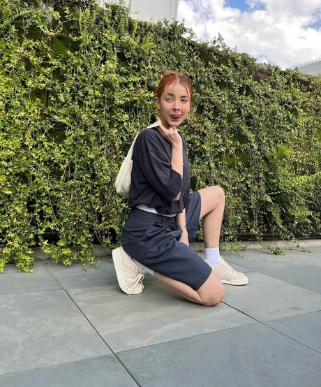 Thaiga erotic pornstar pic