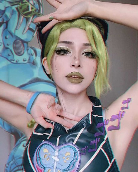 Miruqi erotic model galleries