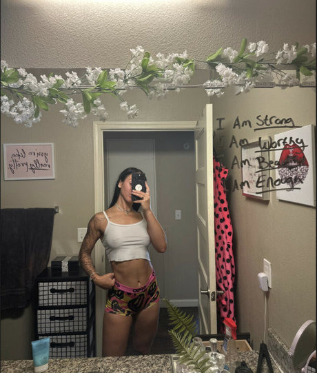 Tori Ortiz xxx actress photo