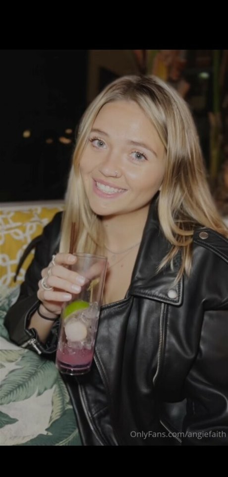 MRluckylife star beautiful photo