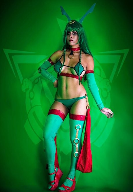 Khainsaw model erotic img