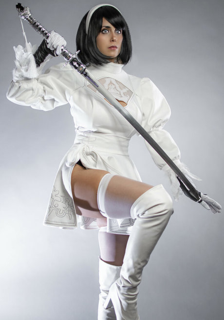 Khainsaw model high quality photos