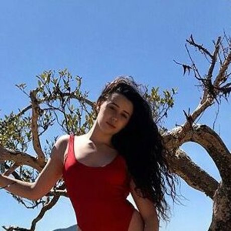 LivBev star adult galleries