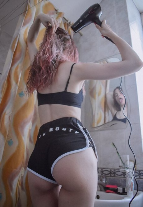 iriesska pornographic actress pictures