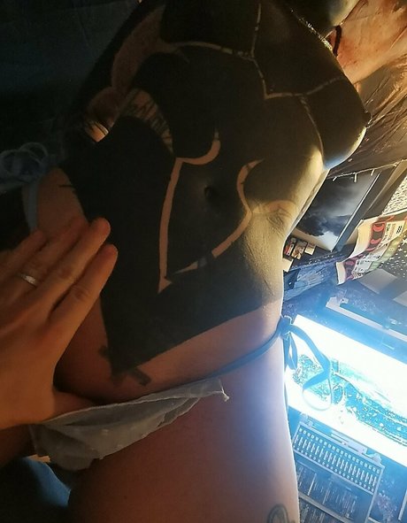 Imali3n hd model galleries