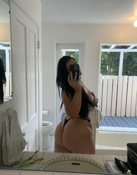 Celestelane1093 nice model img