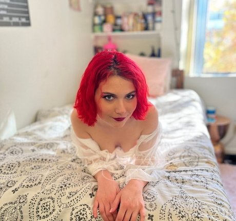 princessaverie nude pornstar pic