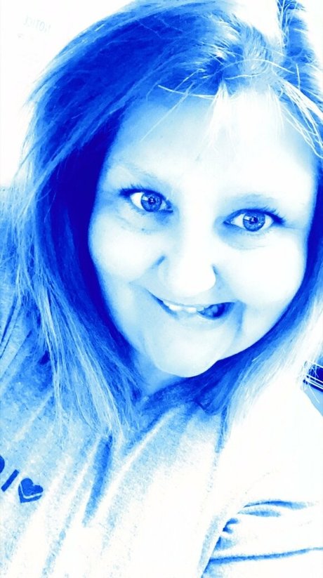 blonde hot wife onlyfans hot pics