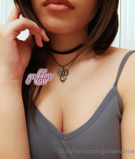 goddessxoe model nude photos