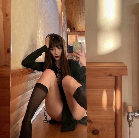 Miheeeeeva model nudes photo