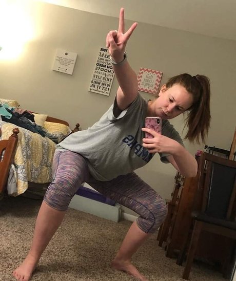 Ashleigh Burton porn actress photo