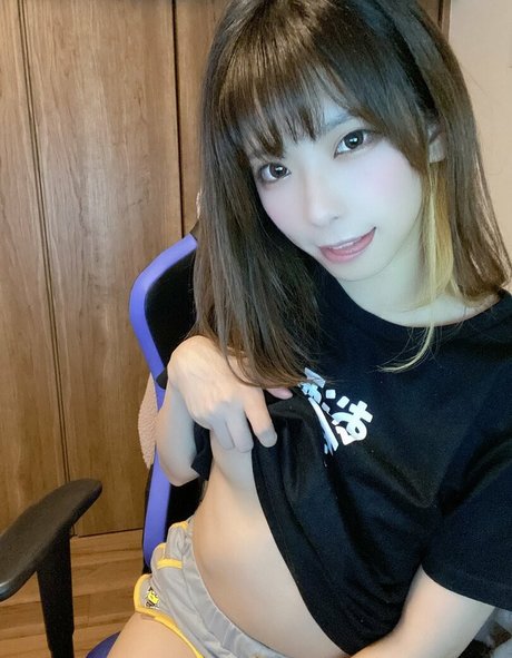 Misaco star nude image