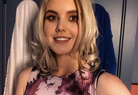 HoxieLoxie star top archive