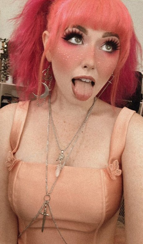 NotSaige exclusive pornstar picture