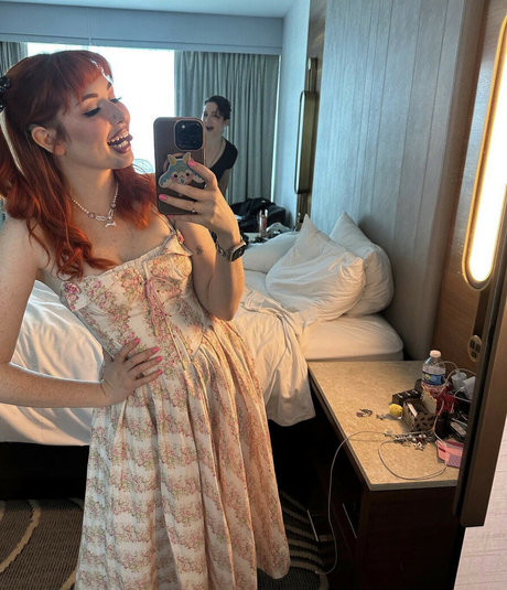 NotSaige nice model image